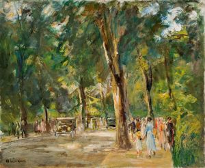 Die Große Seestraße in Wannsee mit Spaziergängern