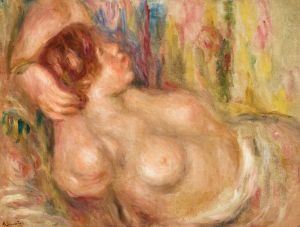 Femme à la poitrine nue endormie