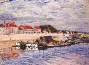 Barges on the Loing at Saint-Mammès